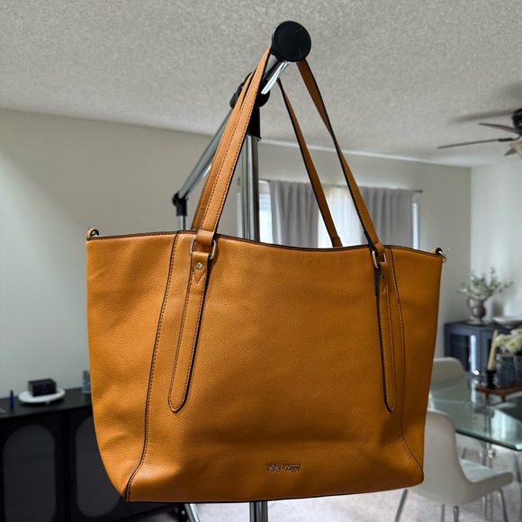 Nine West Garner Tote Leather Large HandBag Purse - Picture 6 of 11